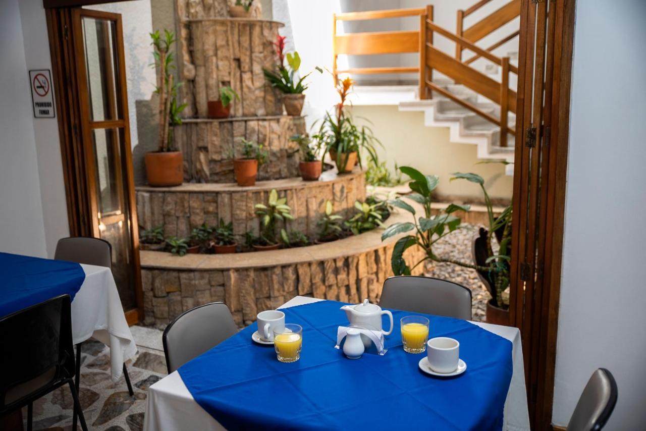Casa Rosales Hotel Medellín Buitenkant foto