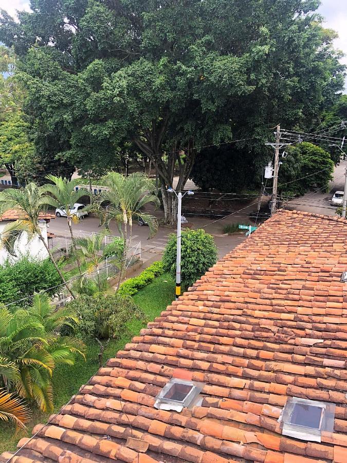 Casa Rosales Hotel Medellín Buitenkant foto