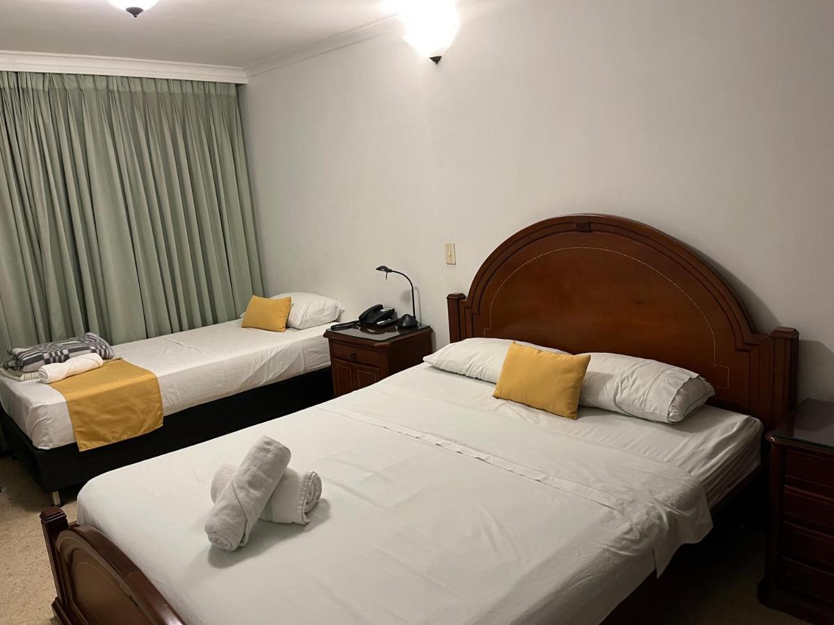 Casa Rosales Hotel Medellín Buitenkant foto